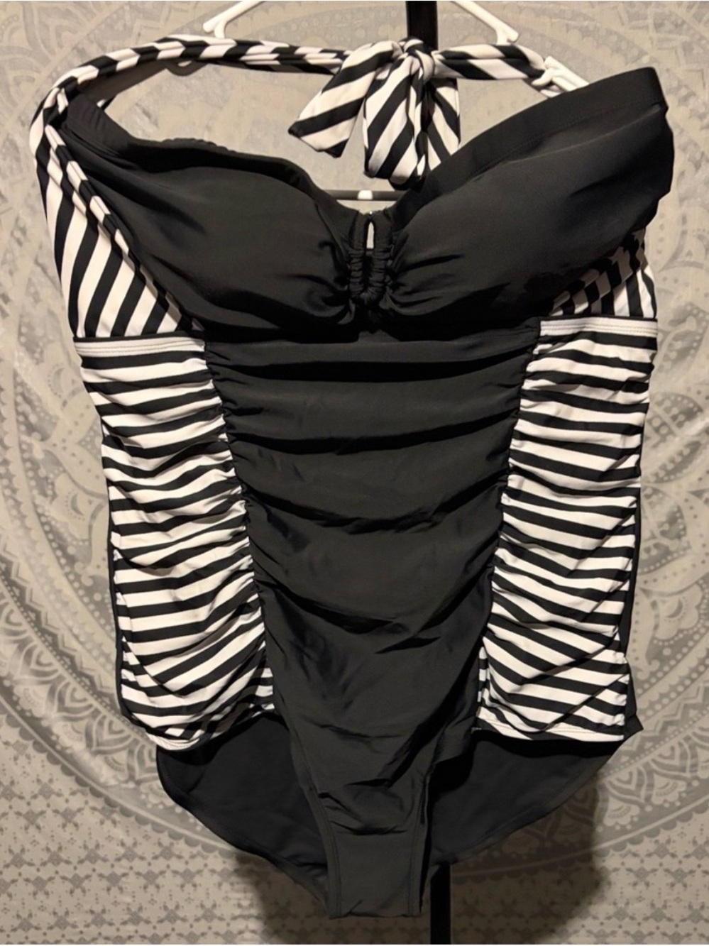 🌊☀️ Forever 21+ Black & White Striped One Piece Swimsuit | Sz 3X | NWT ☀️ 🌊